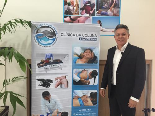 CURSO DE QUIROPRAXIA - Cl�nica da Coluna Vertebral - Spine Care & Quiropraxia - Goioer� - PR